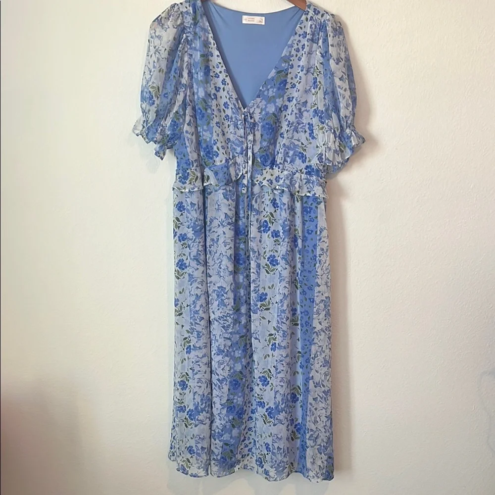 LC LAUREN CONRAD Blue Floral Short Sleeve Midi Dress - Picture 3 of 6